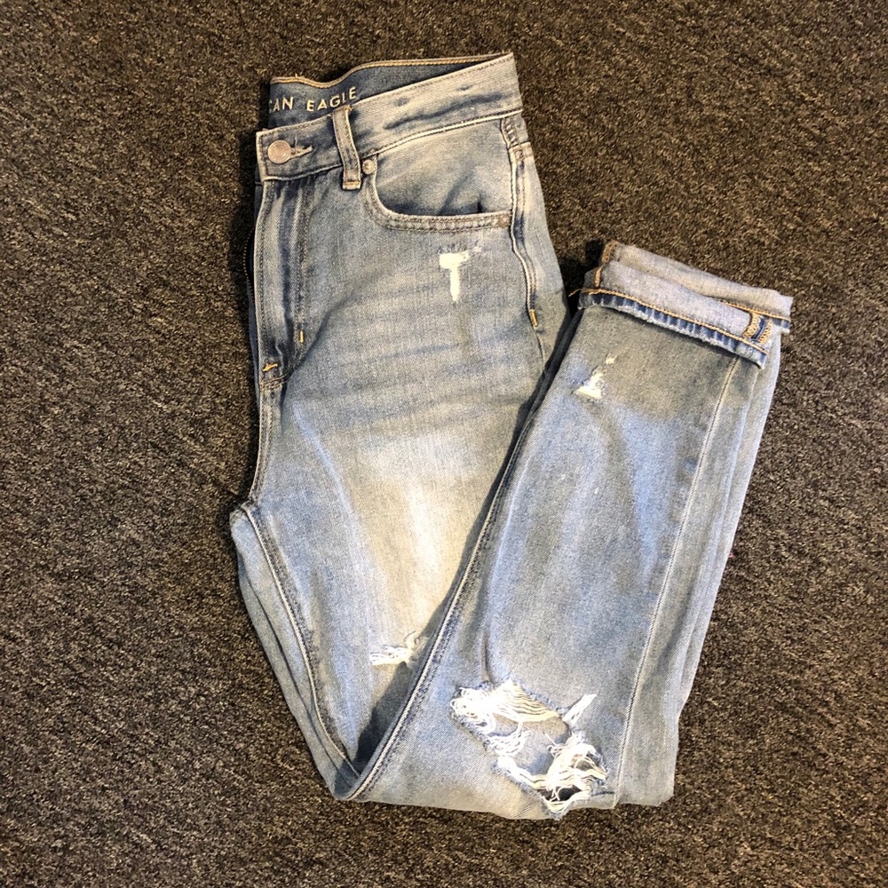American Eagle Mom jean size 2